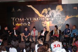 кадр с пресс-конференции Tom-Yum-Goong 2