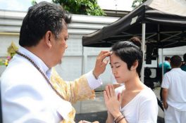 команда Tom Yum Goong 2 на церемонии начала съёмок