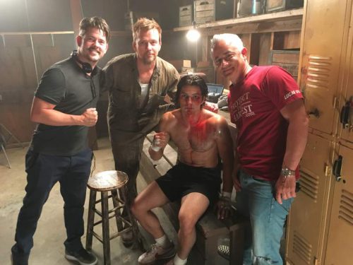 Трейлеры фильмов "Удушающий приём", "Идущий по следу" и "Американский боец"