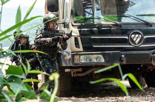 Трейлеры фильмов "Король тюрьмы", "Специальный отряд по раскрытию преступлений" и "Мой крутой папа"